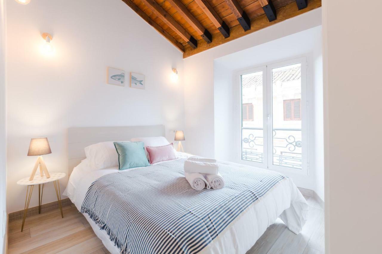 Hola Malaga Catedral Apartment Екстериор снимка